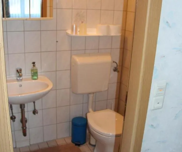Landgasthof Zur Tenne 宾馆 *
